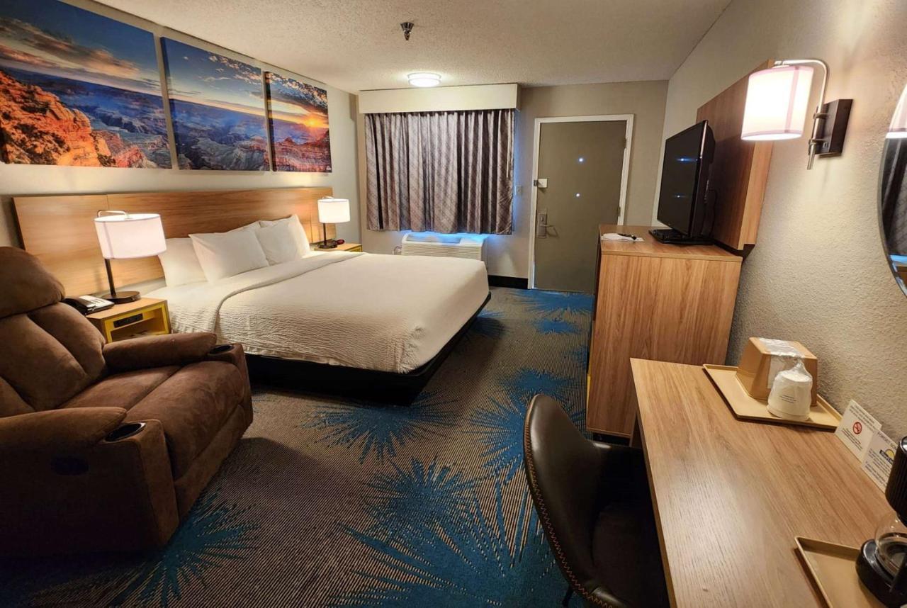 Days Inn By Wyndham Tucumcari Esterno foto