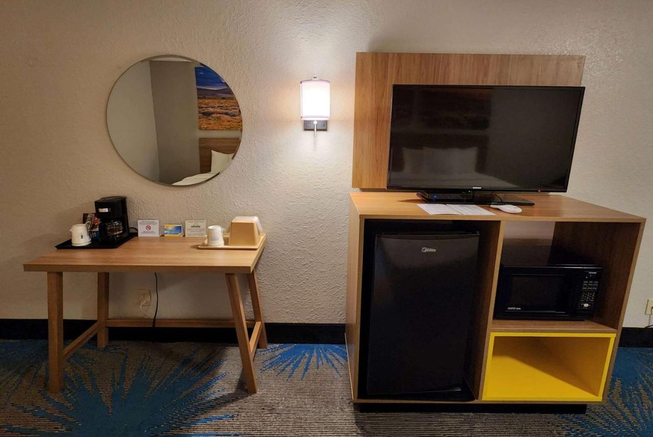 Days Inn By Wyndham Tucumcari Esterno foto
